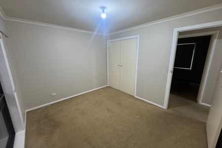 3 BEDROOM HOME!! - Photo 2