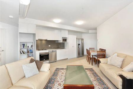 Unit 803/135-137 Pacific Highway, Hornsby. - Photo 3