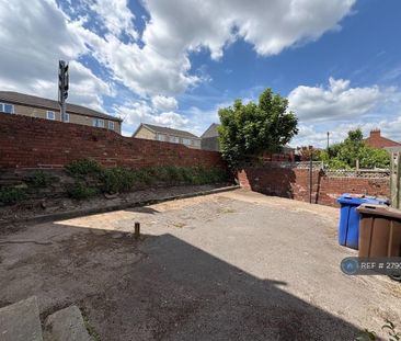 2 bedroom terraced house to rent - Photo 6