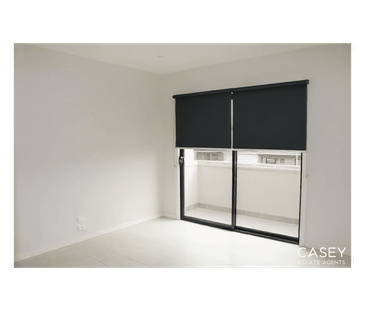 Convenient Location! - Photo 6