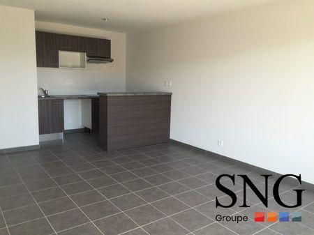 T3 AVEC BALCON ET PARKING - Photo 5