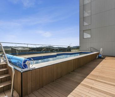 Contemporary Living - Photo 6