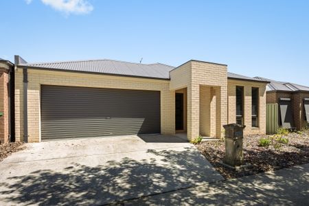 70 Victoria Cross Parade, Wodonga VIC 3690 - Photo 4