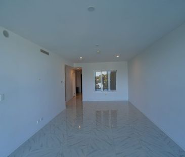 Luxury Apartment with 3 Bedrooms and 2 Bathrooms in Waterpoint Resi... - Photo 1