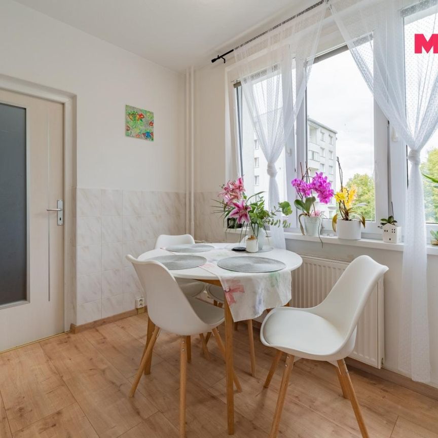Pronájem bytu 3+1 75 m², Lesní, Cheb - Фото 1