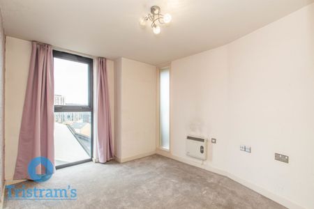 References Pending - 1 bed Apartment - Photo 4