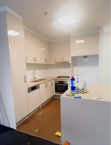 2 bed 2 bath - Photo 3