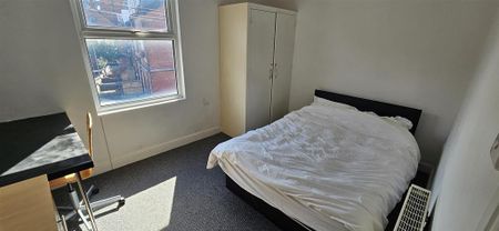 5 bedroom house to rent - Photo 4