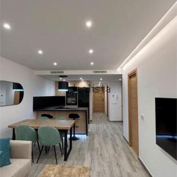 Alquiler de piso en Calle Huerta Nueva - Photo 1