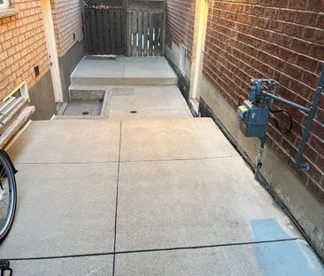 For Lease - 157 Hollywood Hill Circle Unit# Lower, Vaughan, Ontario - Photo 2