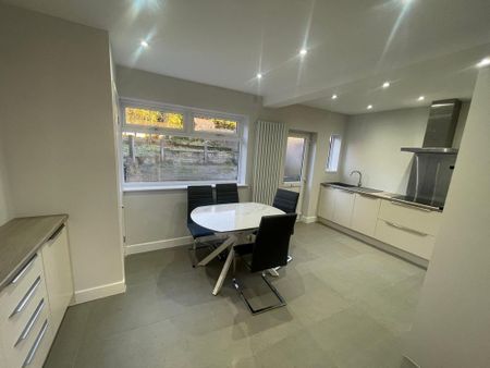 3 bedroom terraced house to rent - Photo 2