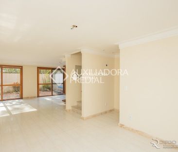Casa em Condomínio com 4 quartos e 334m² para alugar em Pedra Redon... - Foto 2