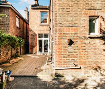 4 bedroom semi-detached to rent Salisbury Road - Photo 2