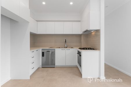 Brand New 3-Bedroom Townhouse –One Week Free Rent - Photo 4