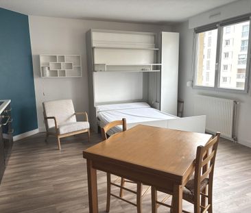 Location Appartement 1 pièce 32m² LYON 3ème - Photo 5