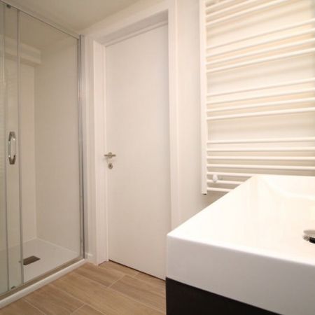 Centre de Bruxelles - Triplex +/- 70m² - Bruxelles 1 - Photo 4