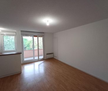location Appartement T2 DE 38.19m² À TOULOUSE - Photo 3