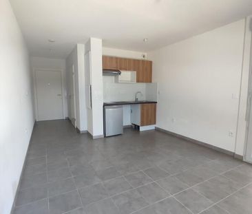 Location Appartement 1 pièce 26m² COLOMIERS 31770 - Photo 6