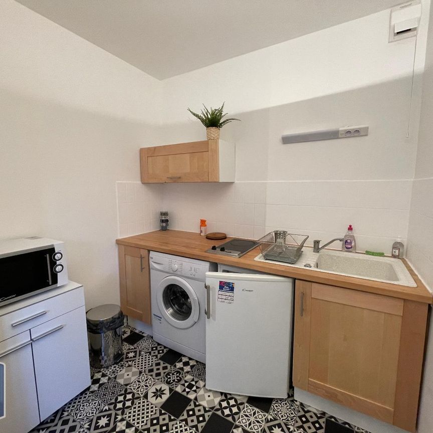 Location Appartement 1 pièce 28m² CHATEAUROUX 36000 - Photo 1