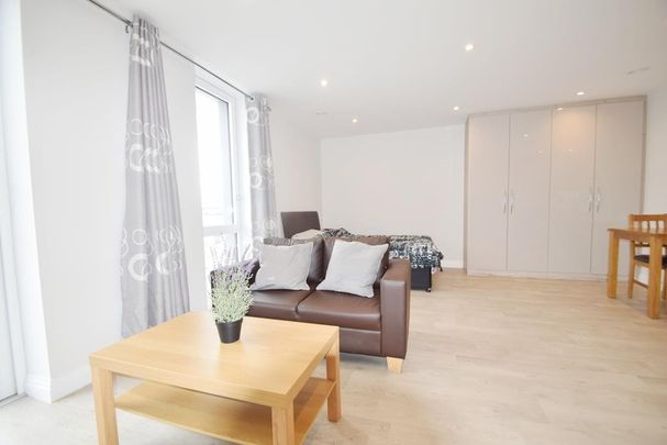 Panorama Apartments, Harefield Road, Uxbridge, UB8 - Photo 1