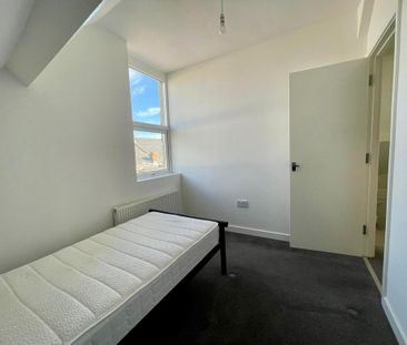 2 bedroom maisonette to rent - Photo 5