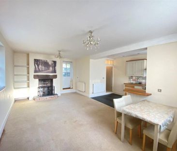 Lympstone, Exmouth - Photo 5