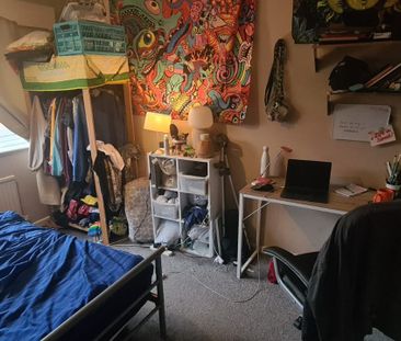 4 Bed - 17 St Anne’s Drive, Headingley, Leeds - LS4 2SA - Student - Photo 6