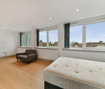 Studio to rent - Photo 5