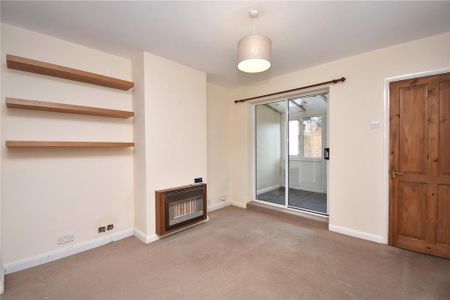 3 bedroom house to rent - Photo 3