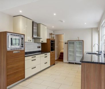 2 bedroom terraced house to rent - Photo 6
