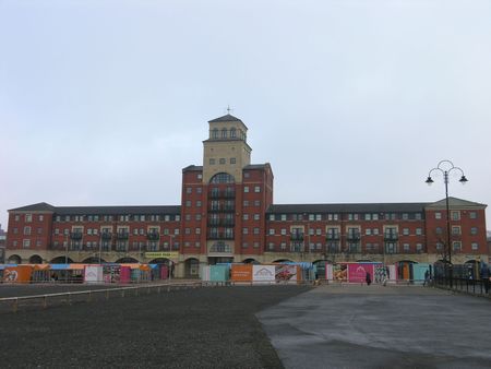 Market Square, Wolverhampton - Photo 2