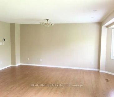 Detached Home For Lease | W9048314 - Photo 6