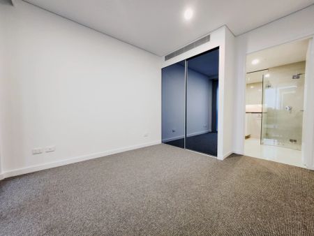 2 bed 2 bath-305 - Photo 3