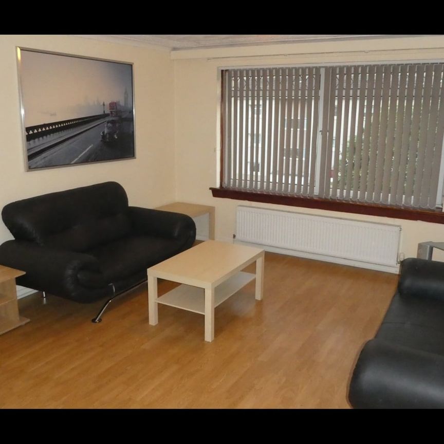 3 Bed Flat, Hmo Licensed - St Mungo Ave, G4 - Photo 1