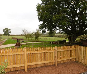 1 bedroom barn conversion to let - Photo 2