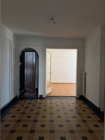 Apartment - Photo 5