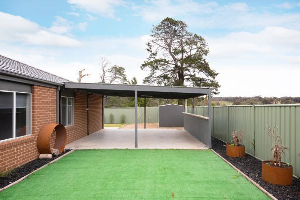 5 Kateesha Court, Campbells Creek. - Photo 1