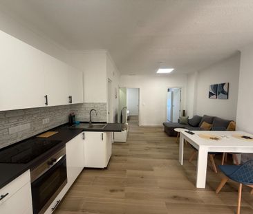 Planta baja de alquiler en Gran Vía Manga, Entremares - Photo 2