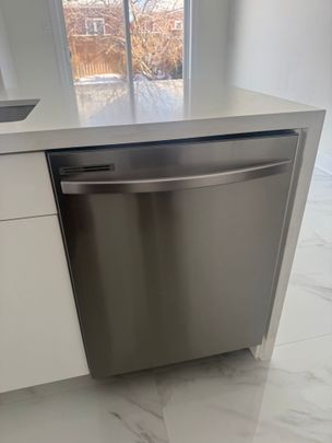 For Lease - 176 Tormina Boulevard Unit# Basement, Whitby, Ontario - Photo 1