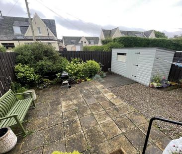 3 bedroom end of terrace house to rent - Photo 6