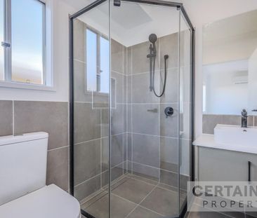 7 Denali St, White Rock, Qld 4306 - Photo 5