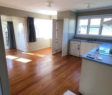 Bright Family Home - Photo 1