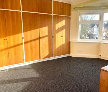 3 bedroom terraced house to rent - Photo 6