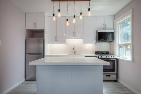 For Lease - 135 Jane Street Unit# 2, Toronto, Ontario - Photo 4