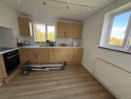 Plumpton Lane, BN7 - Photo 3