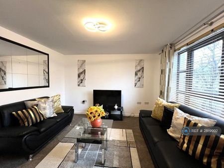 2 bedroom flat to rent - Photo 3