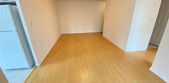 Yonge/Sheppard-Very Spacious 2Bdrm 2Baths - Photo 2