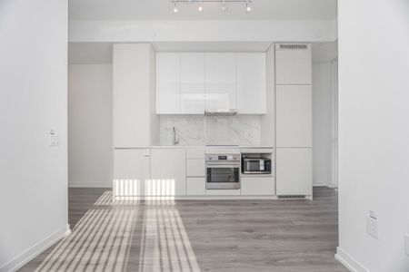 For Lease - 28 Interchange Way Unit# 106, Vaughan, Ontario - Photo 4