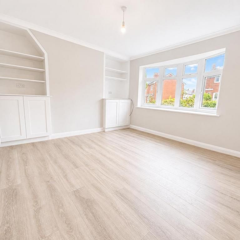 3 bedroom semi-detached house to rent - Photo 1