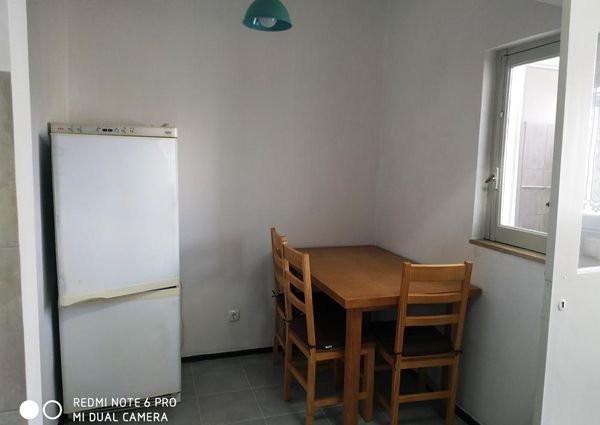 Quarto individual zona Celas rua Nicolau Chanterenne Coimbra